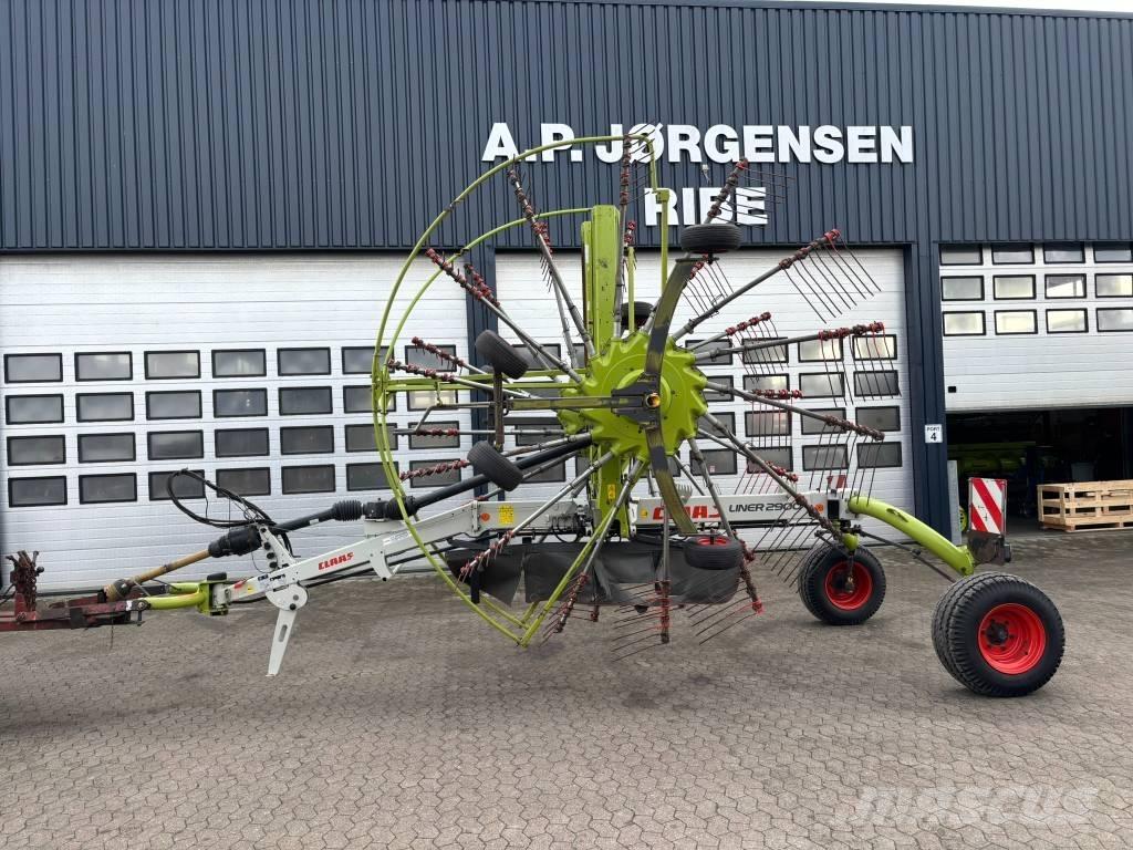 CLAAS Liner 2900 Kreiselheuer/-wender