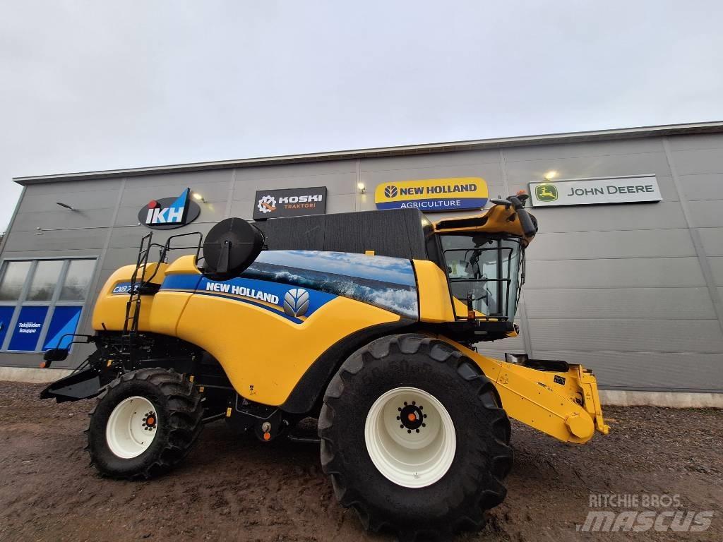 New Holland CX 8.70 Mähdrescher