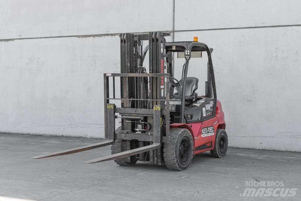 Manitou MI 30 D Diesel Stapler