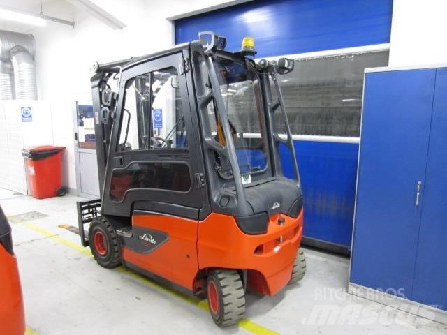 Linde E25 Elektro Stapler