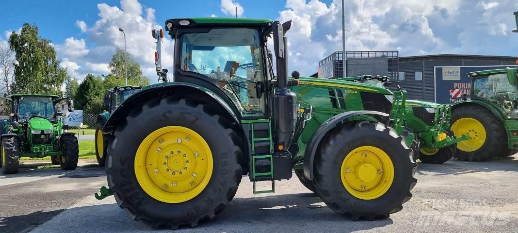 John Deere 6250 R Traktoren
