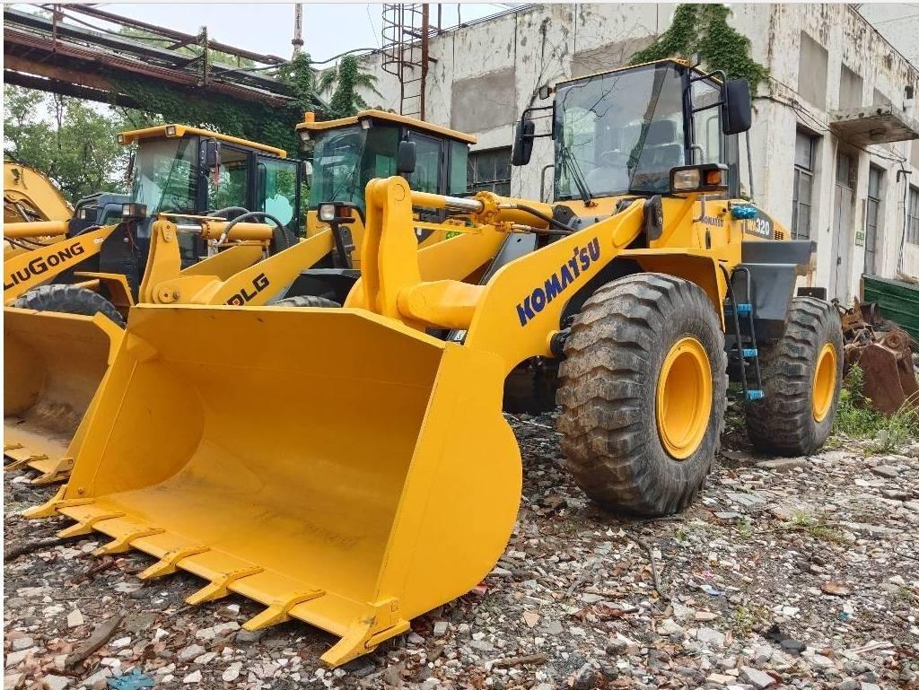 Komatsu WA 320-5 Radlader