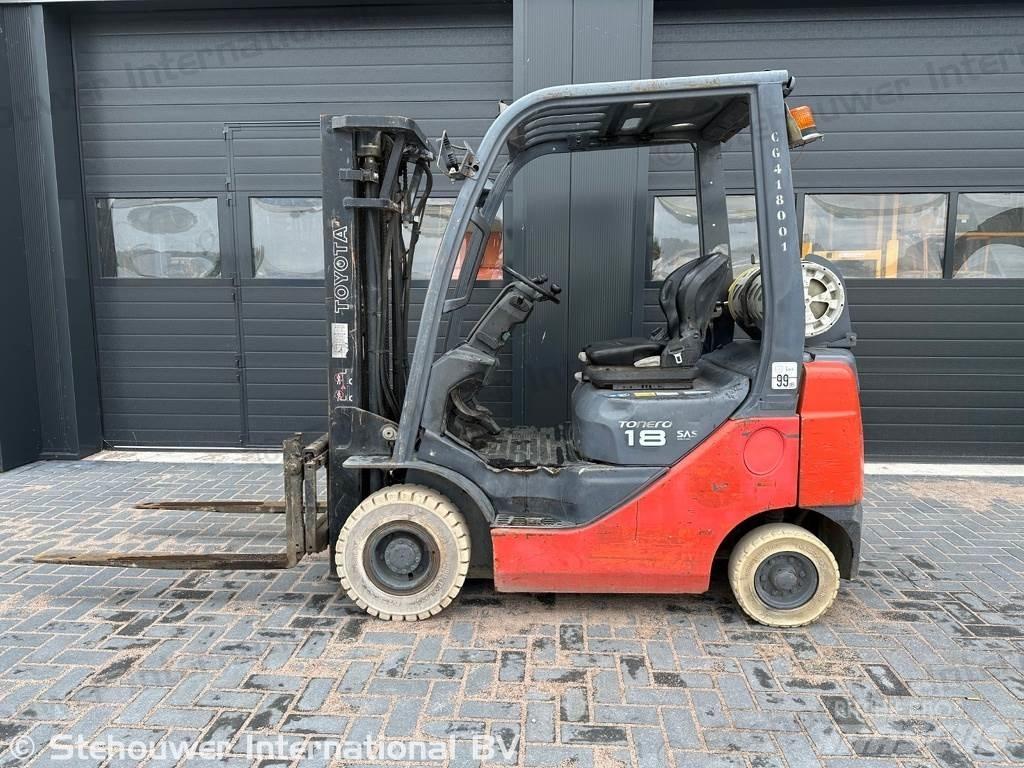 Toyota 02-8FGF18 Gas Stapler