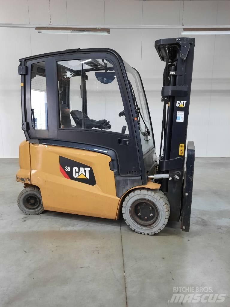 CAT EP35N Elektro Stapler