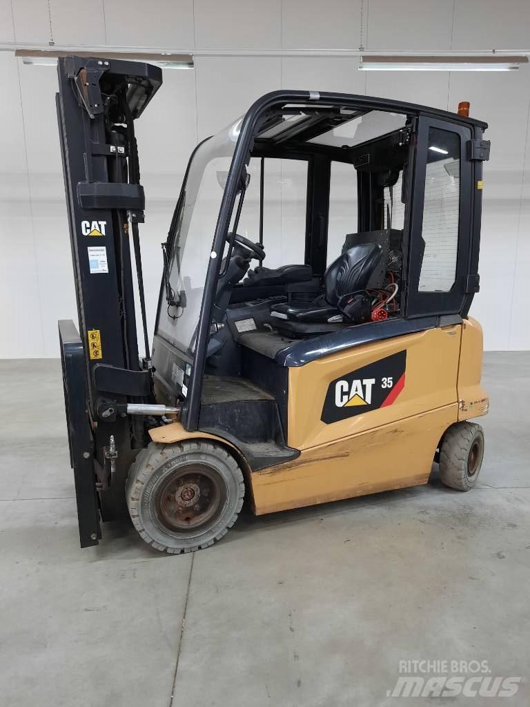 CAT EP35N Elektro Stapler