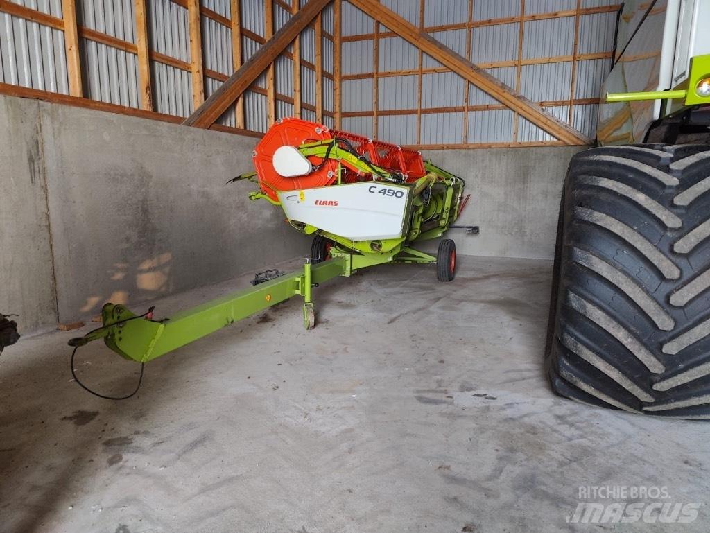 CLAAS Tucano 320 Mähdrescher