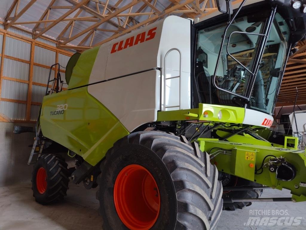 CLAAS Tucano 320 Mähdrescher