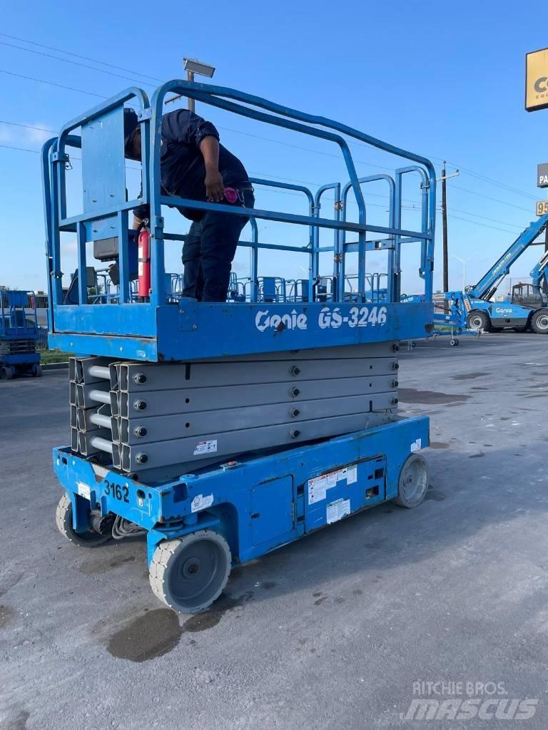 Genie GS 3246 Scheren-Arbeitsbühnen