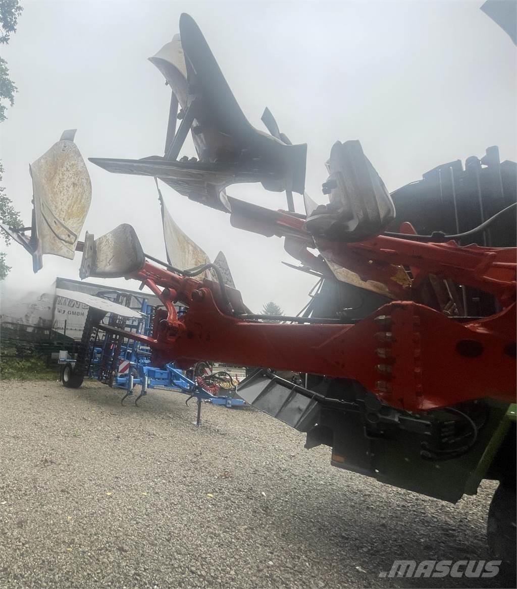 Kuhn Varileader 8 Wendepflüge