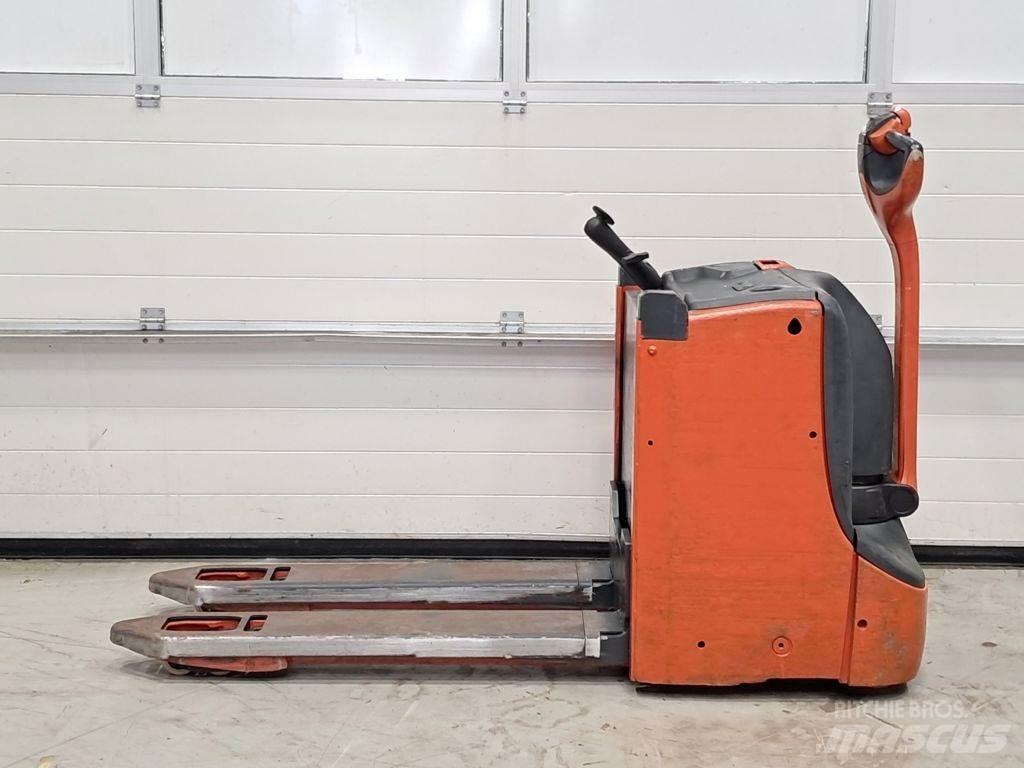 Linde T16L Niedergabelstapler