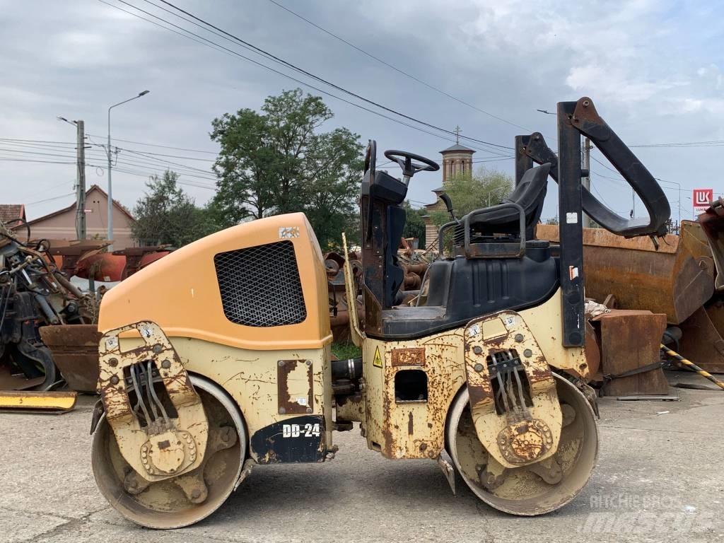 Volvo DD 24 Tandemwalzen