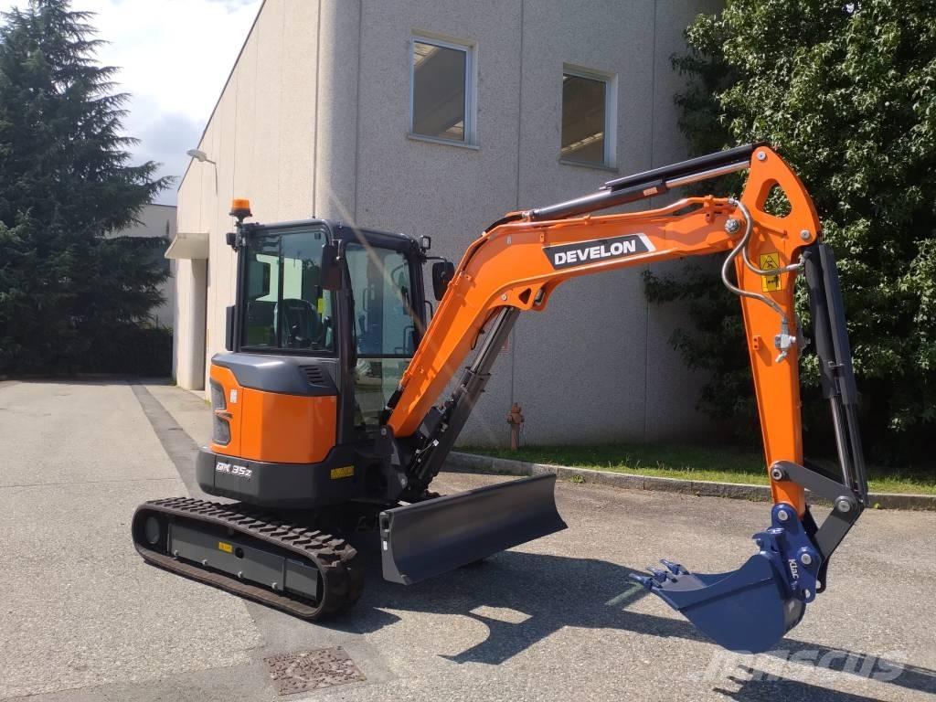 Develon DX 35 Z-7 Minibagger < 7t