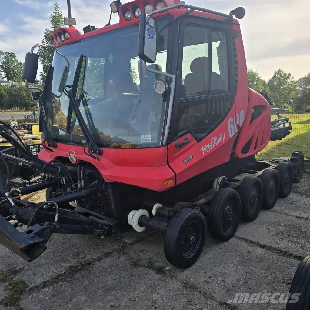 Kässbohrer PB 600 Pistenraupen