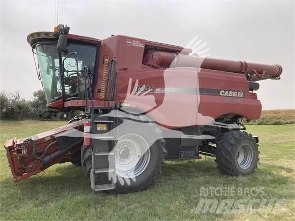 Case IH 8240 Mähdrescher