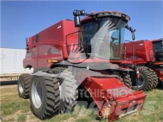 Case IH 8250 Mähdrescher