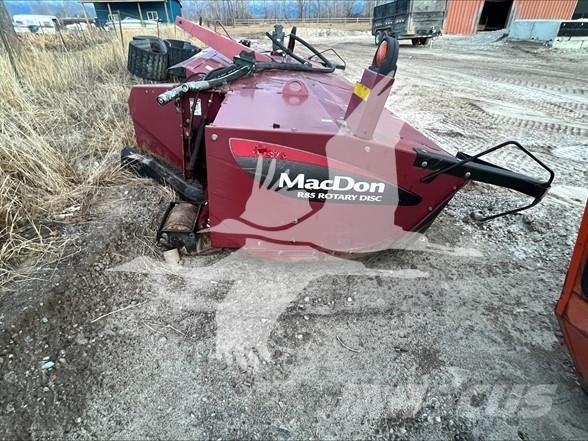 MAC DON R85 Schwader