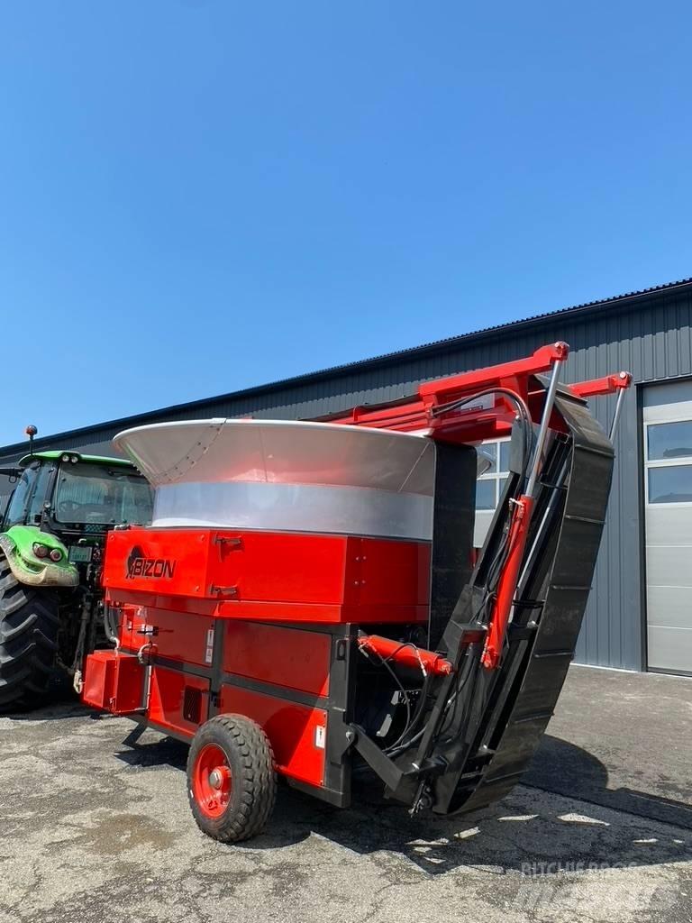 Bizon B-1030 Ballenschredder, -schneider und -wickler