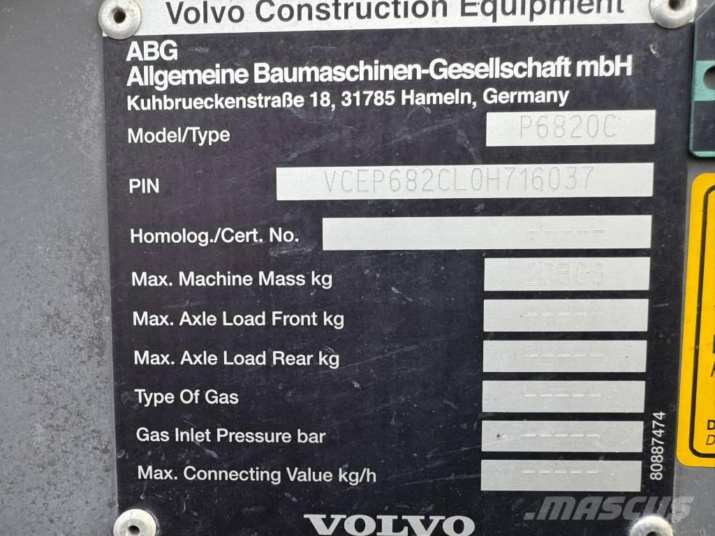 Volvo P 6820 C Strassenfertiger