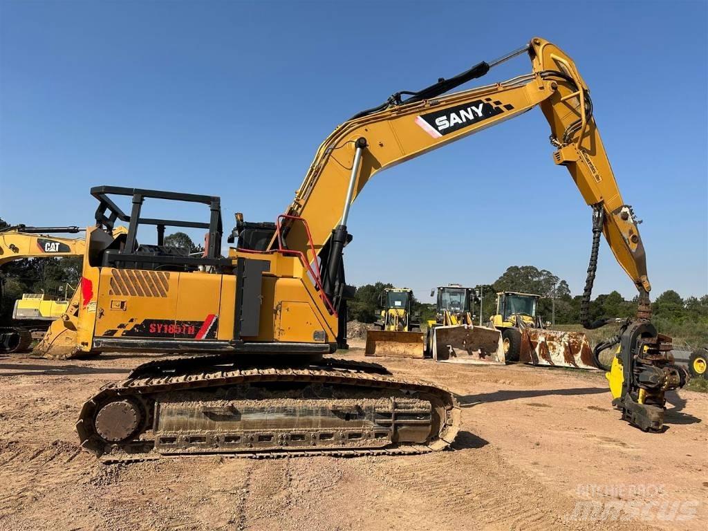 Sany SY 215 C Raupenbagger