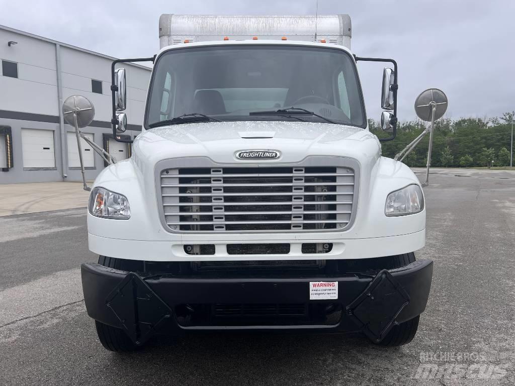 Freightliner M 106 Kastenaufbau