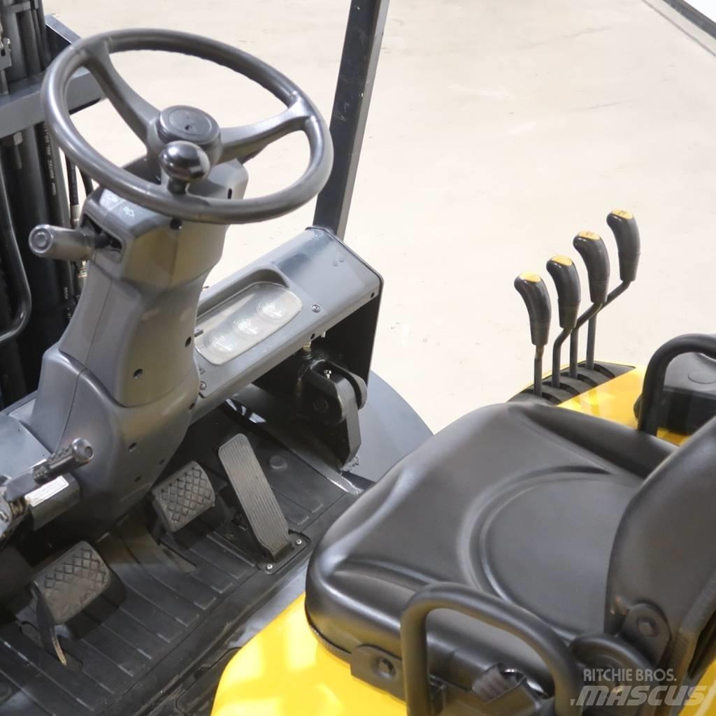 Doosan D50C-2 Diesel Stapler