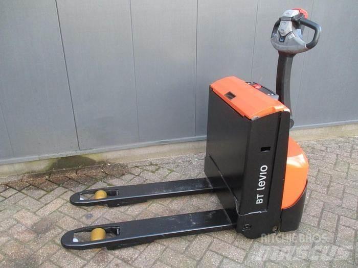 Toyota LWE 140 Niedergabelstapler