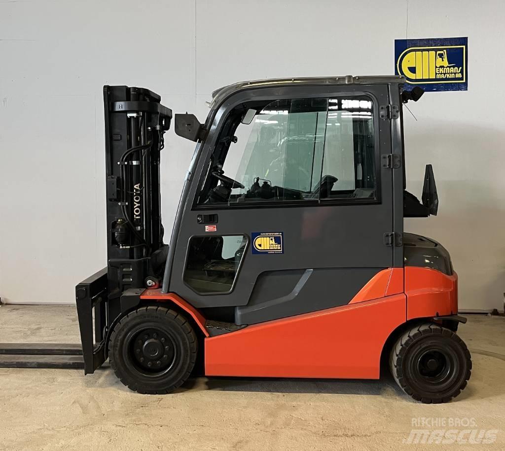 Toyota Truck 8FBMT40 Elektro Stapler