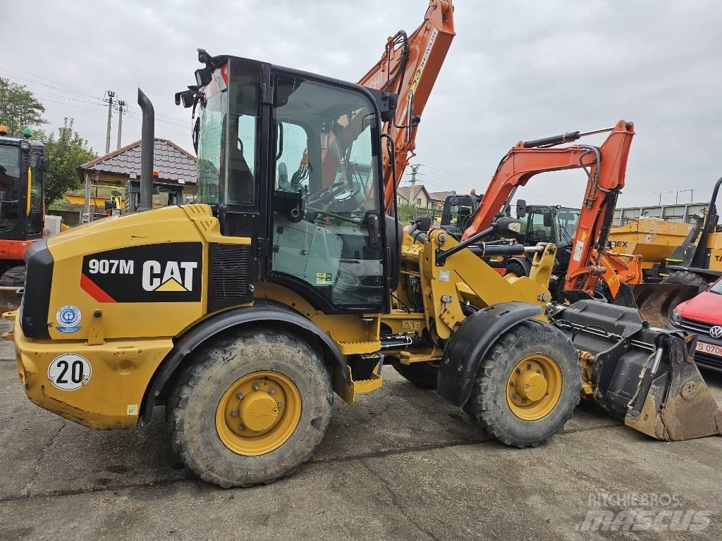CAT 907M Radlader
