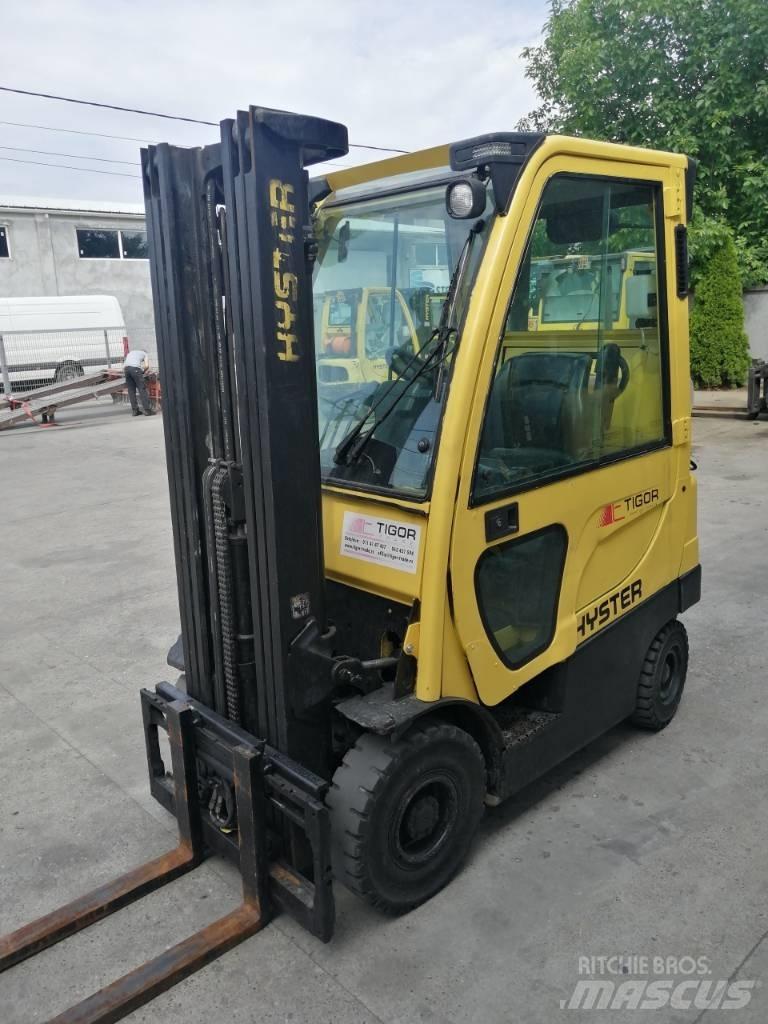 Hyster H 1.8 FT Gas Stapler