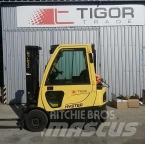 Hyster H 1.8 FT Gas Stapler