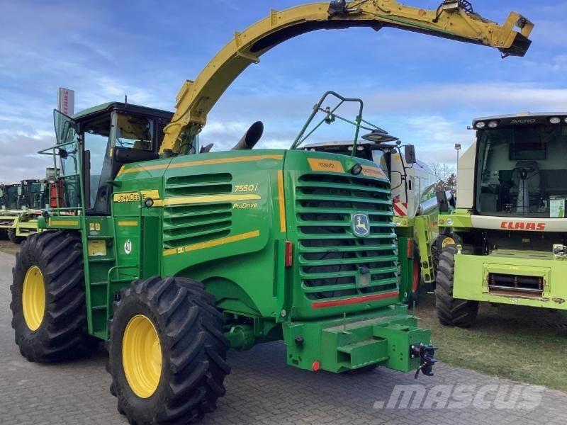 John Deere 7550i Selbstfahrende Häcksler