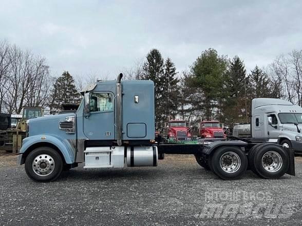 Freightliner 122SD Sattelzugmaschinen