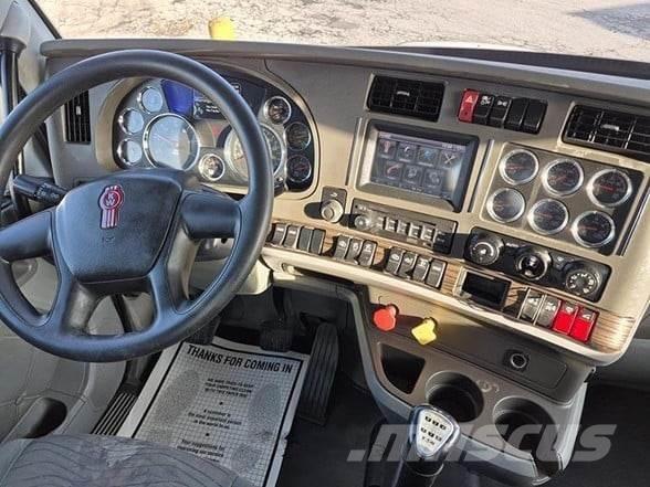 Kenworth T680 Sattelzugmaschinen