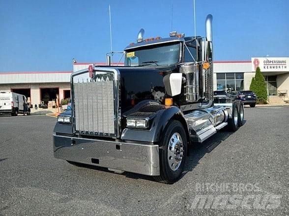Kenworth W900L Sattelzugmaschinen