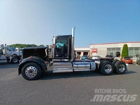 Kenworth W900L Sattelzugmaschinen