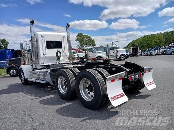 Kenworth W900L Sattelzugmaschinen