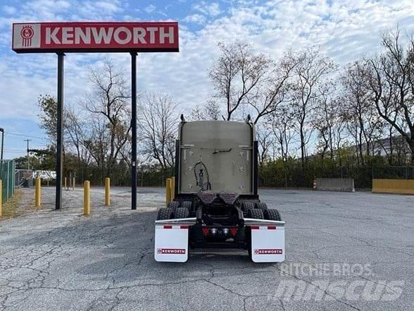 Kenworth W900L Sattelzugmaschinen