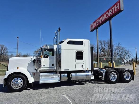 Kenworth W900L Sattelzugmaschinen