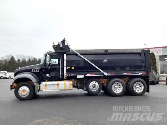 Mack GRANITE GU713 Kipper