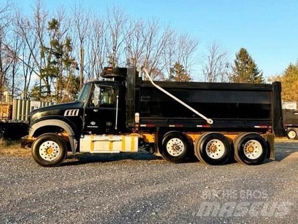Mack GRANITE GU713 Kipper