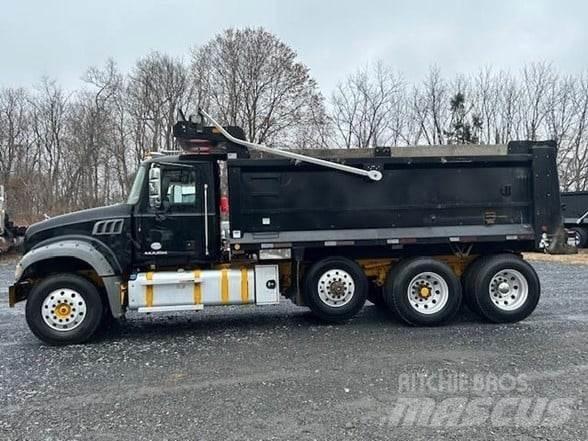 Mack GRANITE GU713 Kipper