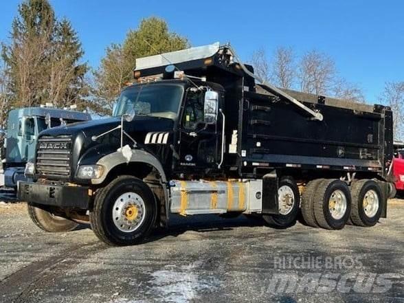 Mack GRANITE GU713 Kipper
