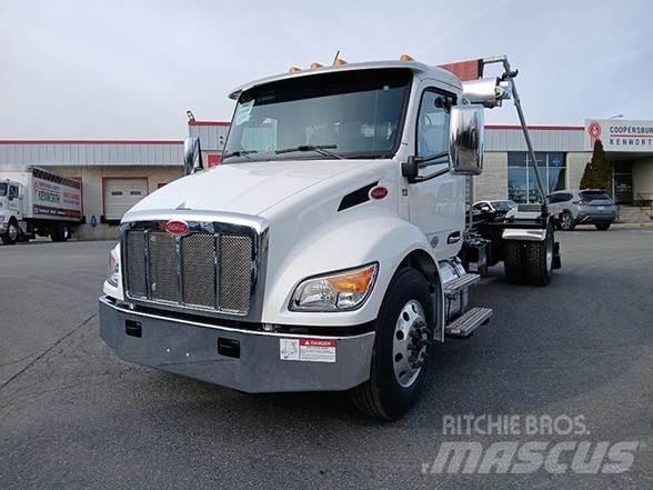 Peterbilt 537 Sonstige Baumaschinen