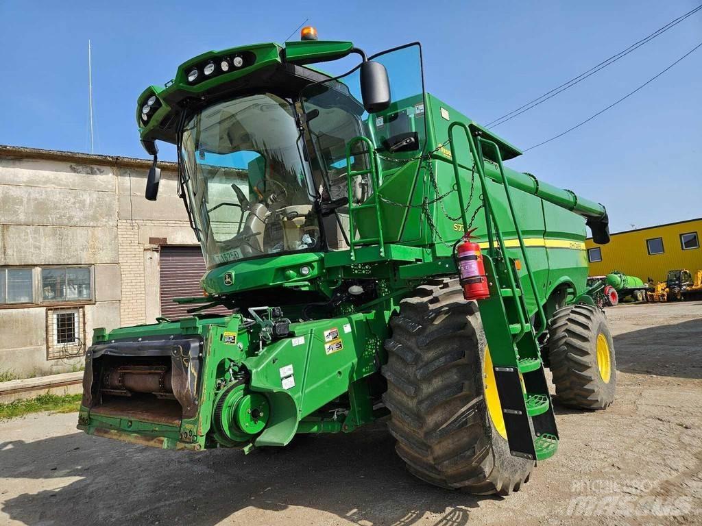John Deere S770 Mähdrescher