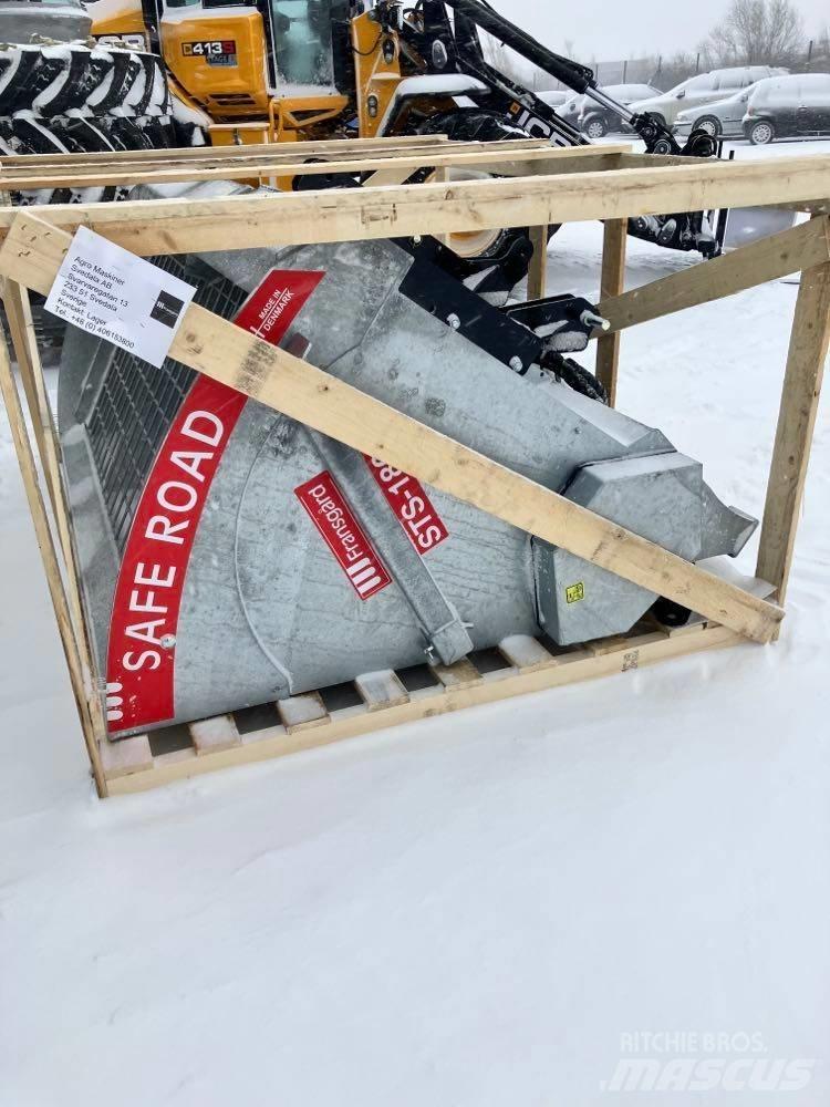  Frnasgård STS 1800 Sand- und Salzstreuer