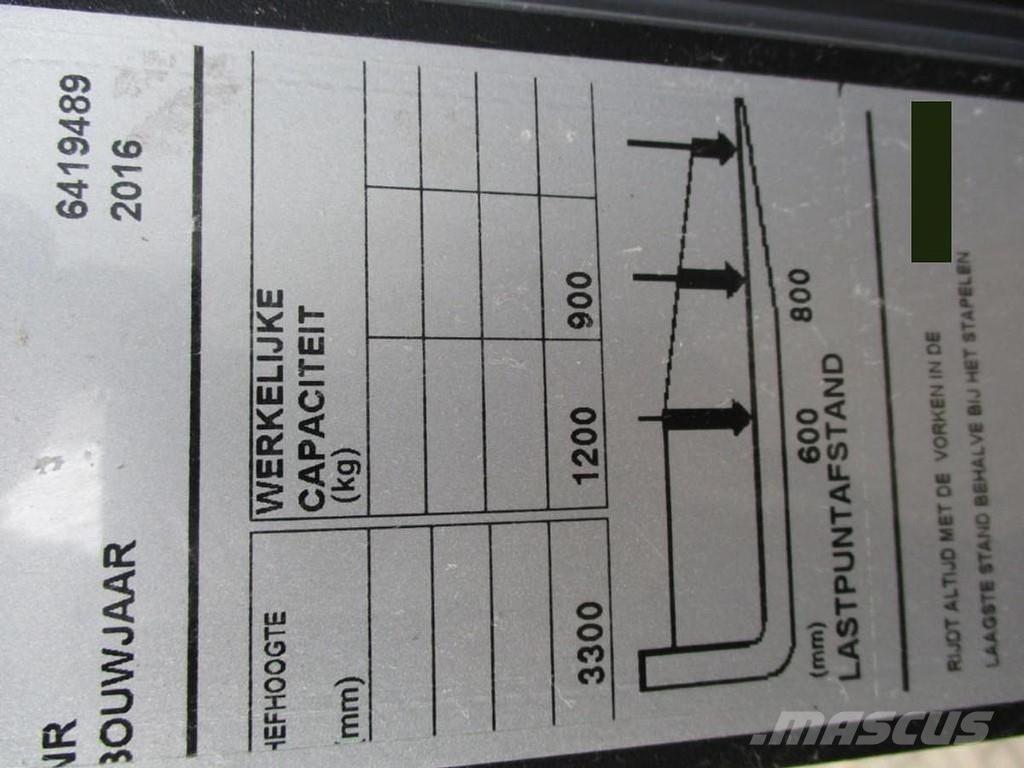 Toyota SPE120 Gabelstapler mit Fahrerstand
