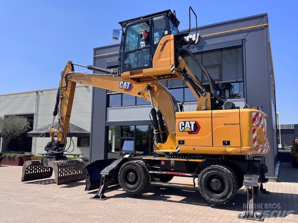 CAT MH3022 Materialumschlag