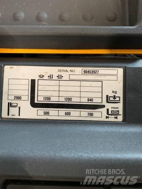 Jungheinrich ERC212 Deichselstapler