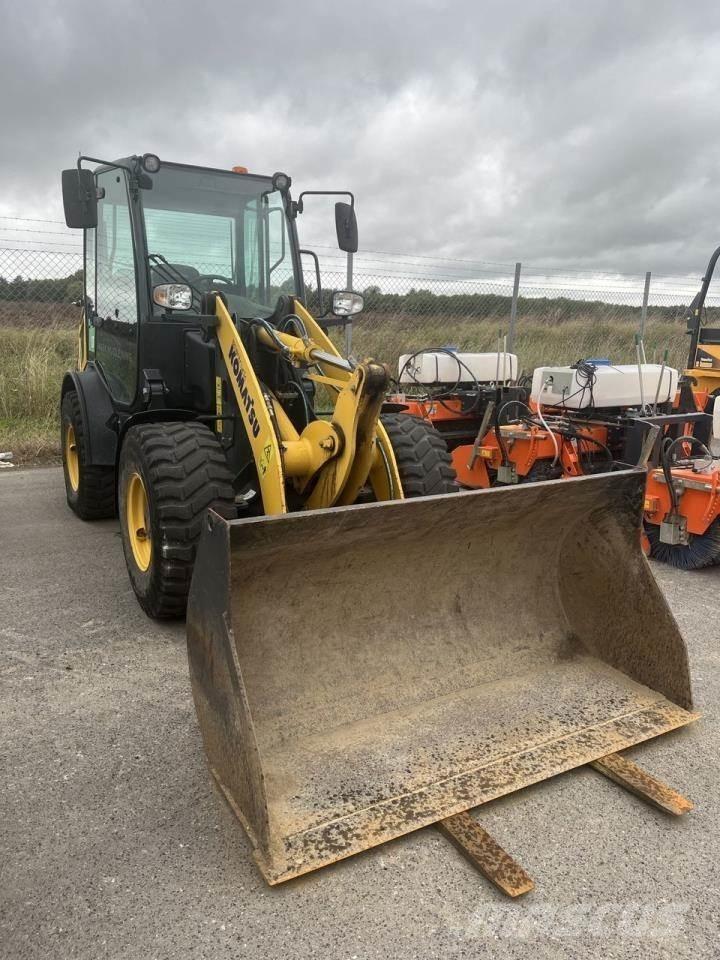 Komatsu WA70M-8EO Multifunktionslader