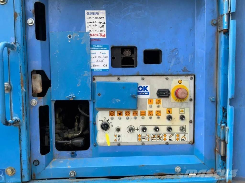 Aichi SP21AJ Teleskopbühnen